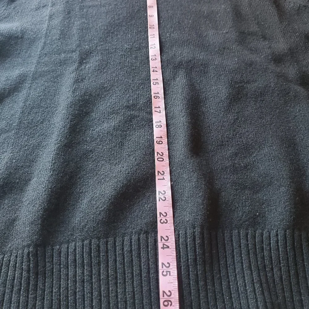 Banana Republic Pullover sweater - Picture 7 of 13